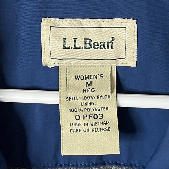 L.L. Bean Women's Soft Shell Vest M Blue Fleece Lined Full Zip Mock Neck 0PF03 - Picture 5 of 6